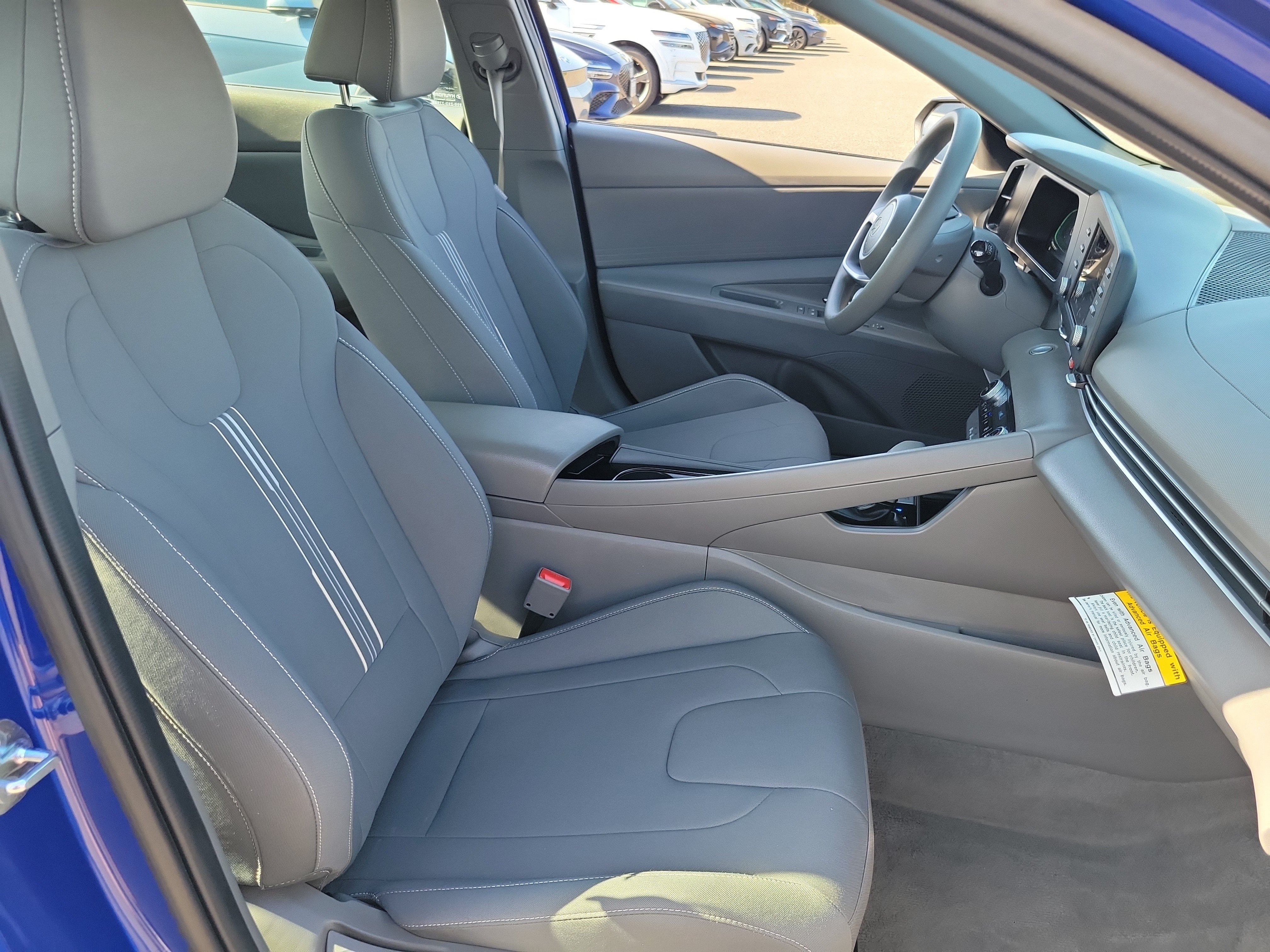 Certified 2025 Hyundai Elantra Hybrid FWD image 22