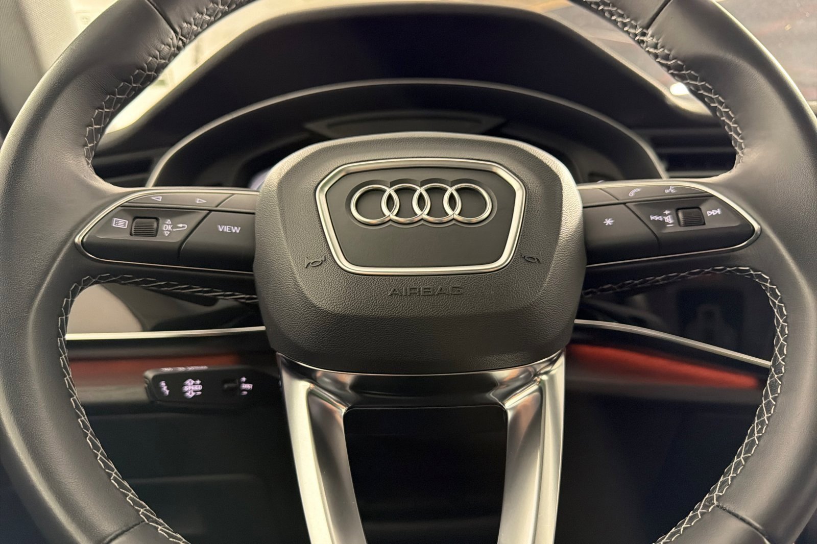Used 2023 Audi Q8 Premium Plus w/ Premium Plus Package AWD/4WD image 23