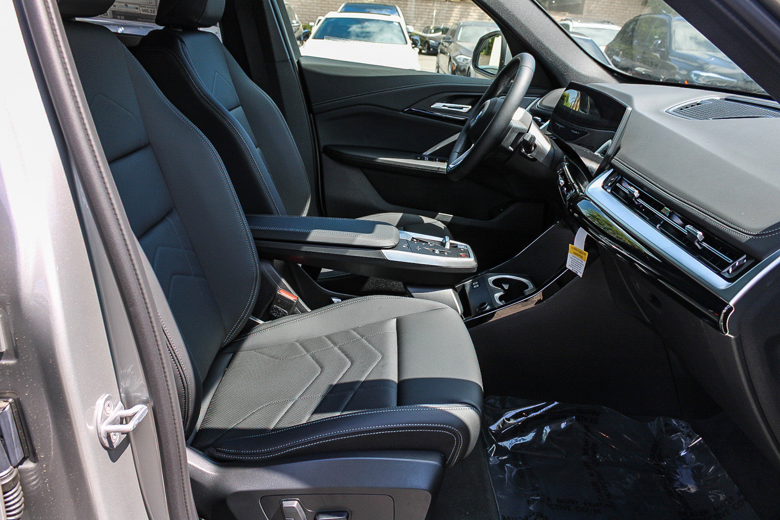 New 2026 BMW X1 xDrive28i AWD/4WD image 14