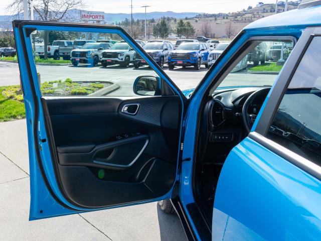 Certified 2023 Kia Soul EX image 16