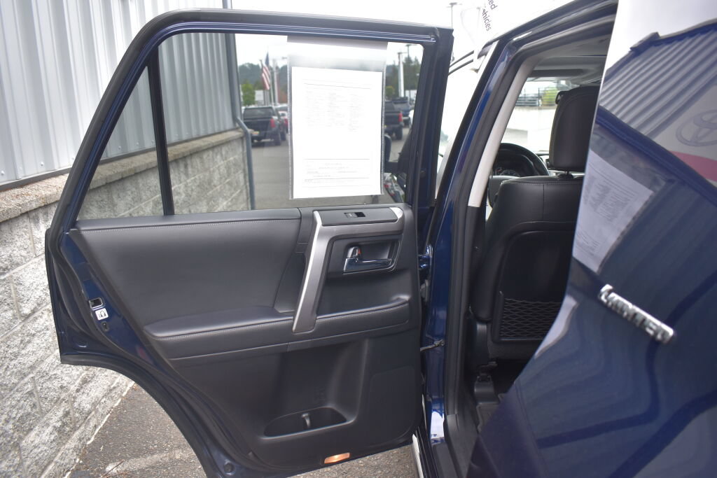 Certified 2024 Toyota 4Runner Limited AWD/4WD image 19