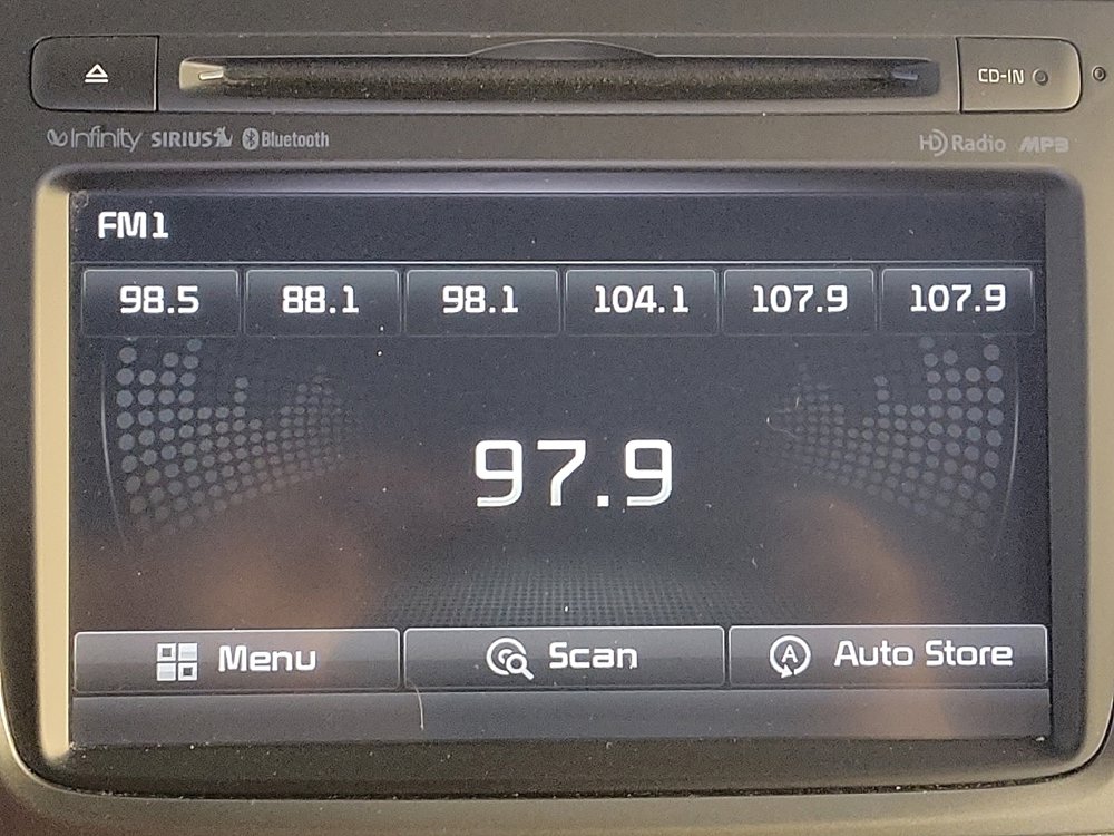 Used 2014 Kia Sorento SX image 25