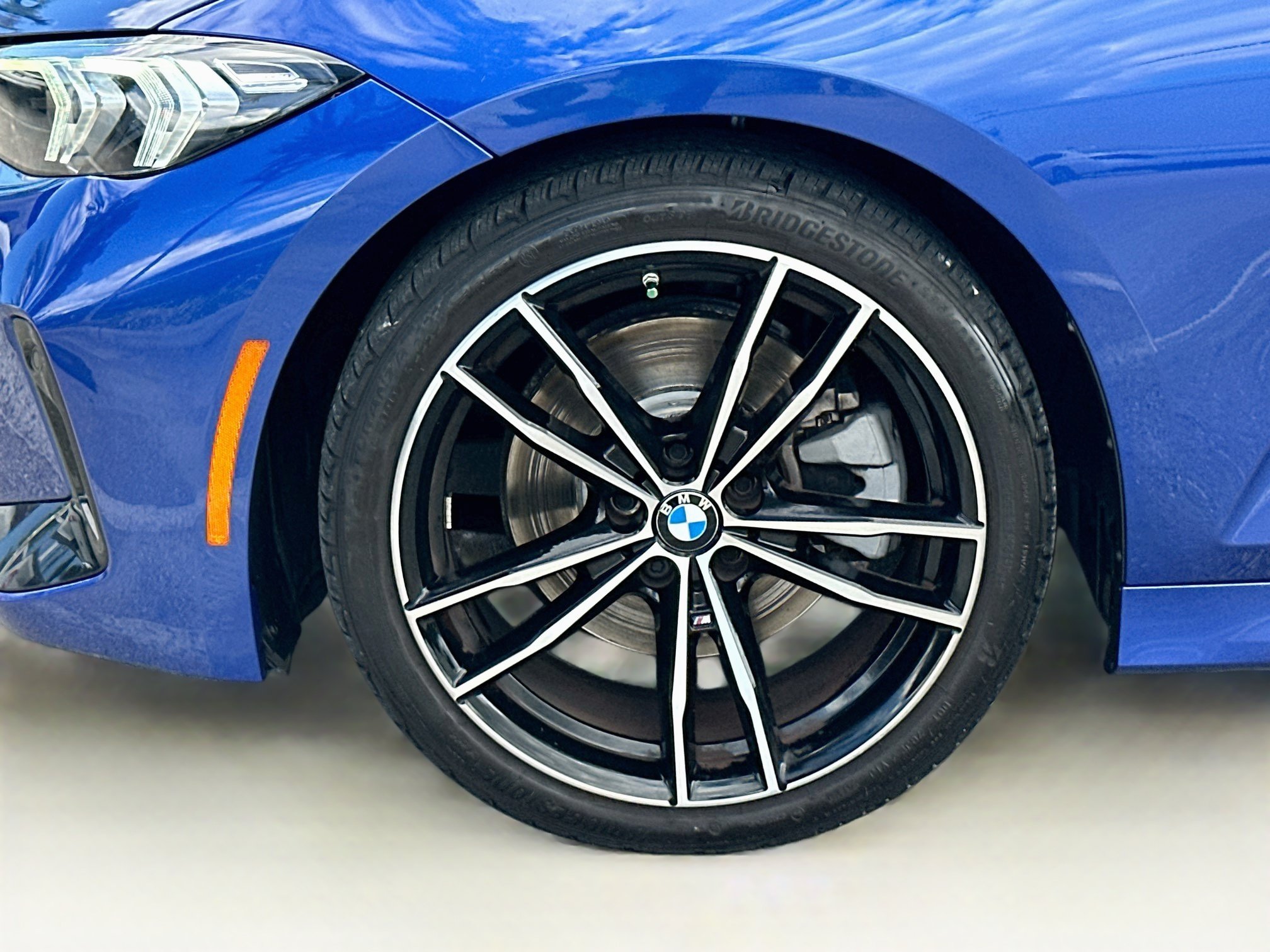 Used 2024 BMW 330i Sedan w/ M Sport Package RWD image 33