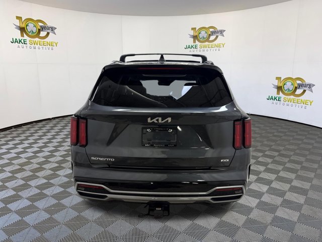 Certified 2023 Kia Sorento SX image 9