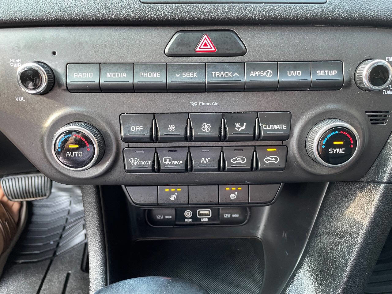 Used 2017 Kia Sportage EX image 19