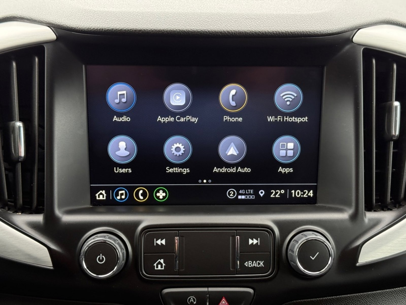 Used 2024 GMC Terrain SLT image 27