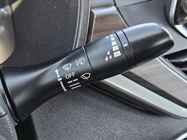 Used 2024 Nissan Altima 2.5 SV FWD image 16