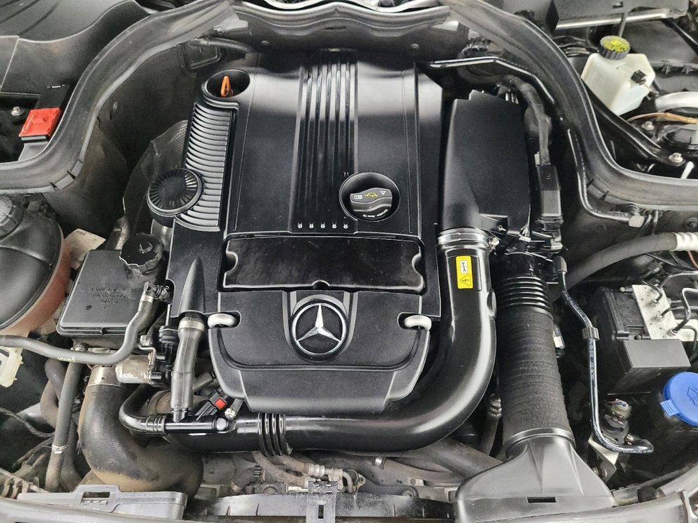 Used 2015 Mercedes-Benz C 250 Coupe image 30