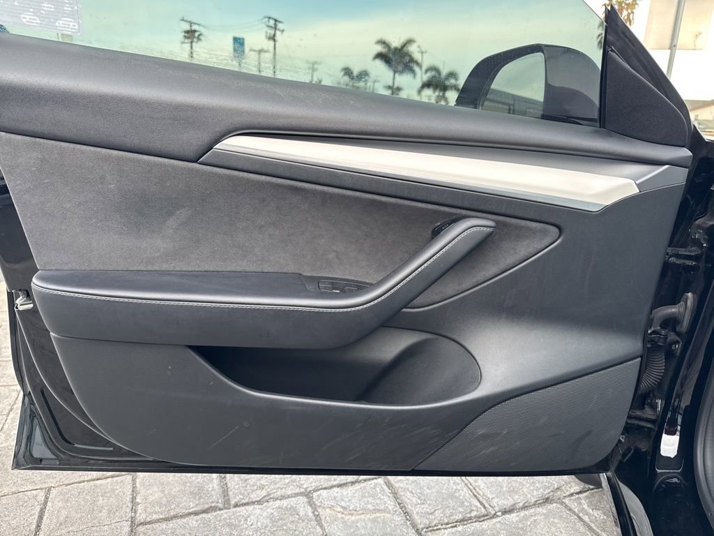 Used 2022 Tesla Model 3 Performance image 14