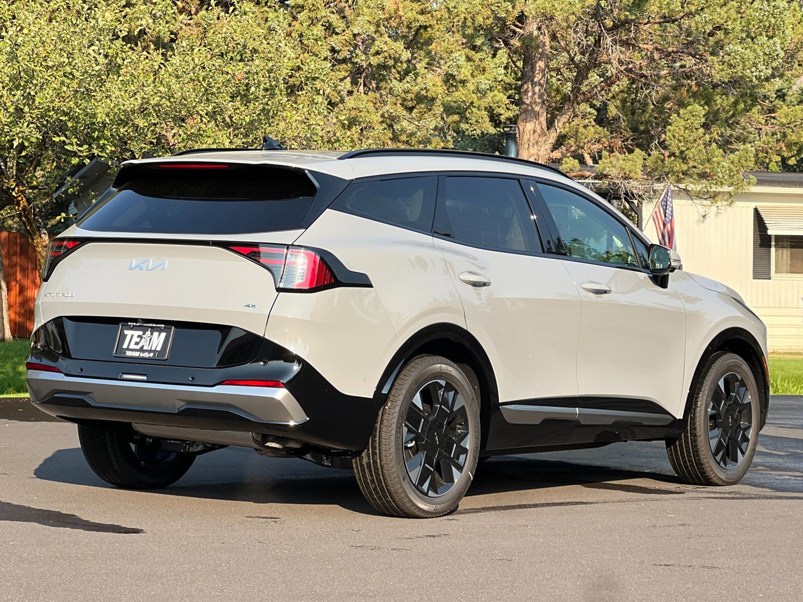 New 2026 Kia Sportage SX image 4
