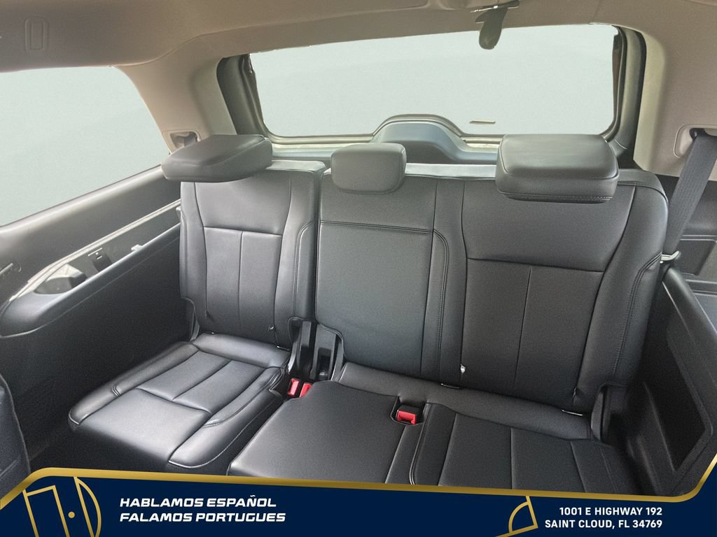 Used 2024 Ford Expedition XLT RWD image 26