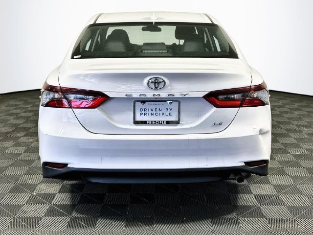 Certified 2022 Toyota Camry LE FWD image 7