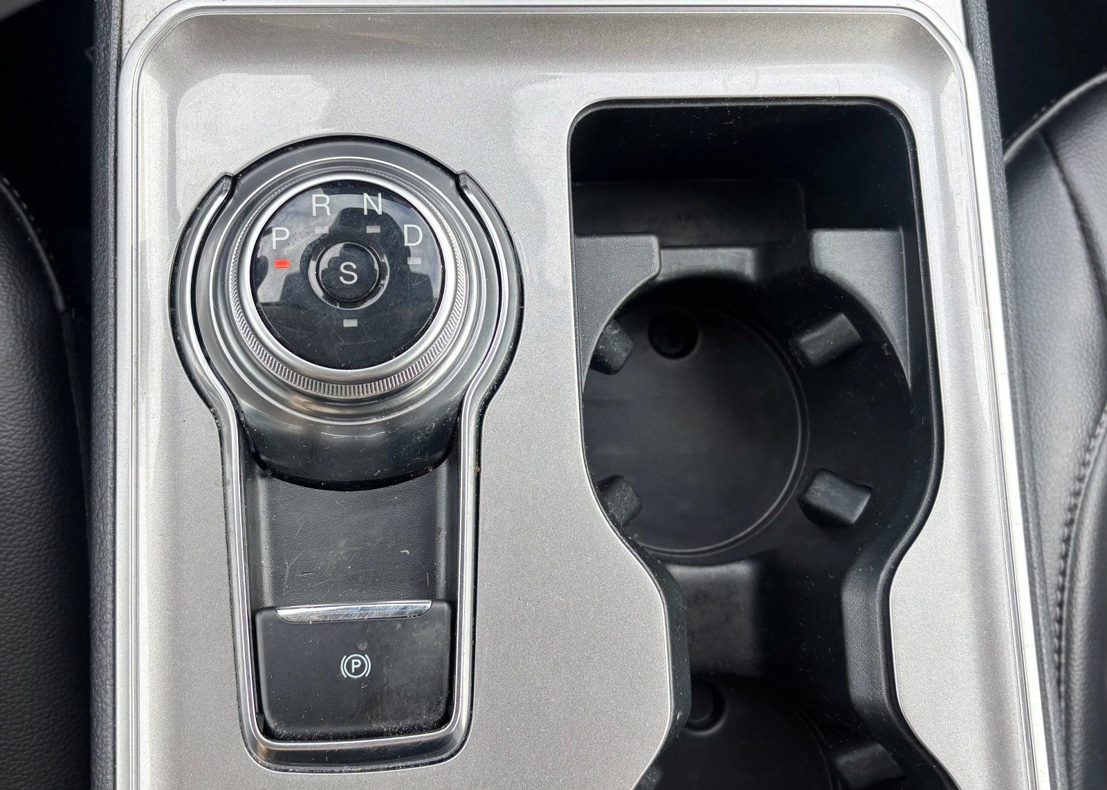 Certified 2024 Ford Edge SEL w/ Convenience Package image 48