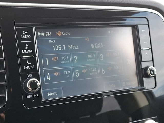 Used 2020 Mitsubishi Outlander ES AWD/4WD image 3