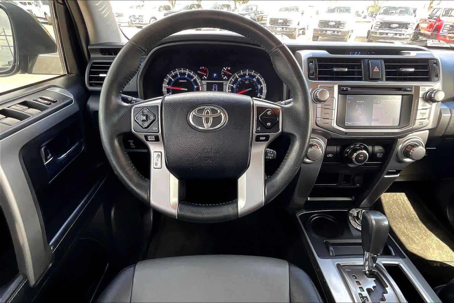Used 2018 Toyota 4Runner SR5 Premium image 5