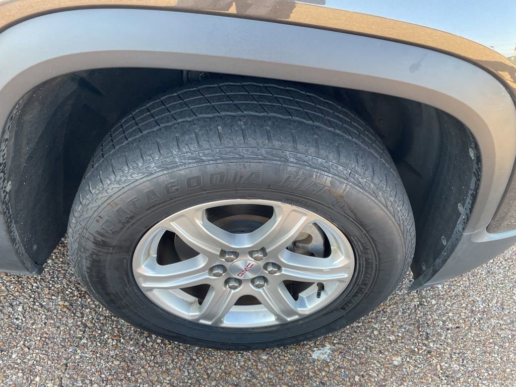 Used 2019 GMC Acadia SLE image 9