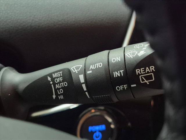 Used 2016 Toyota Prius Four Touring w/ Premium Convenience Package FWD image 18