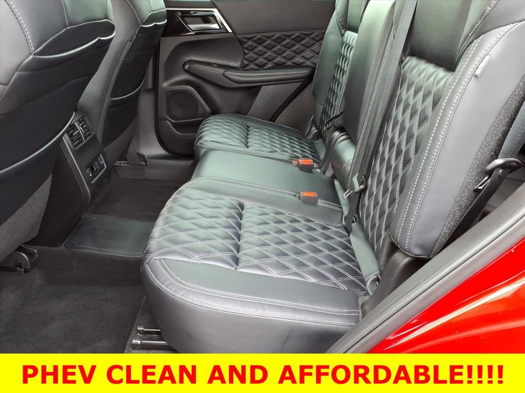 Used 2023 Mitsubishi Outlander SEL 40th Anniversary image 13