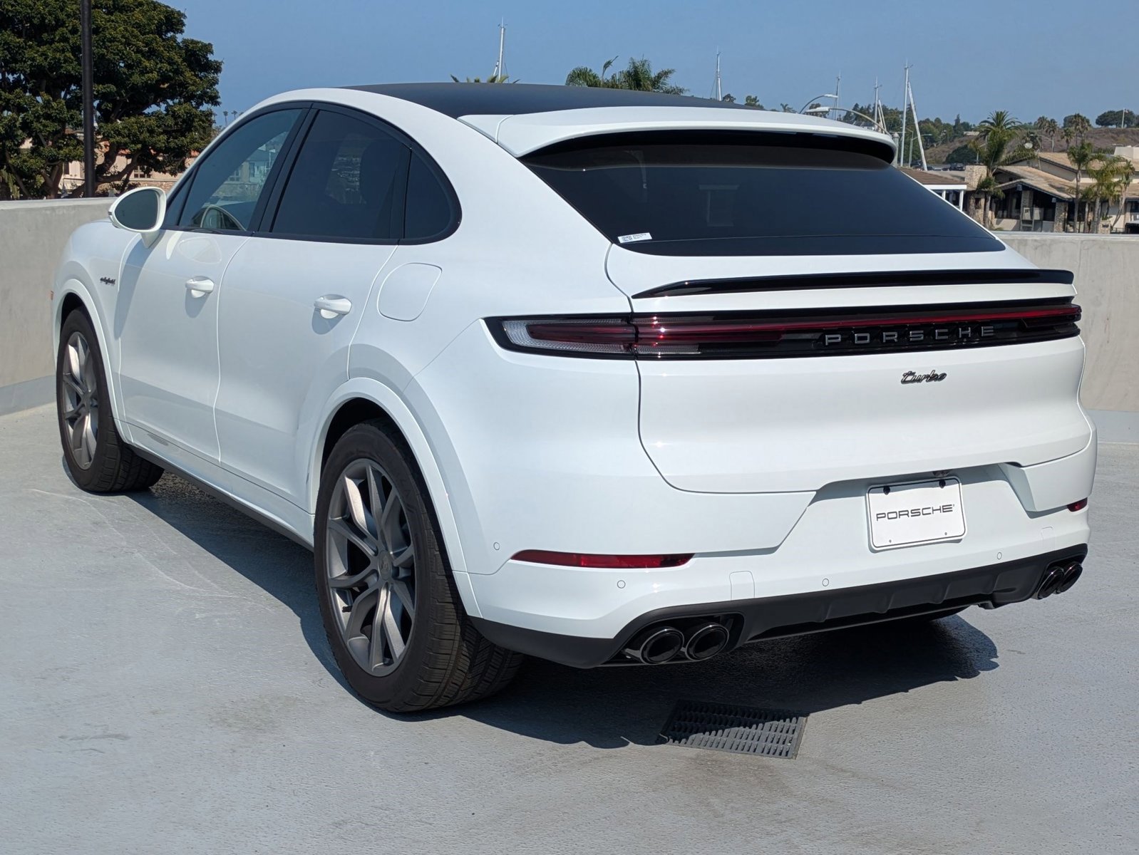 New 2025 Porsche Cayenne Turbo AWD/4WD image 3