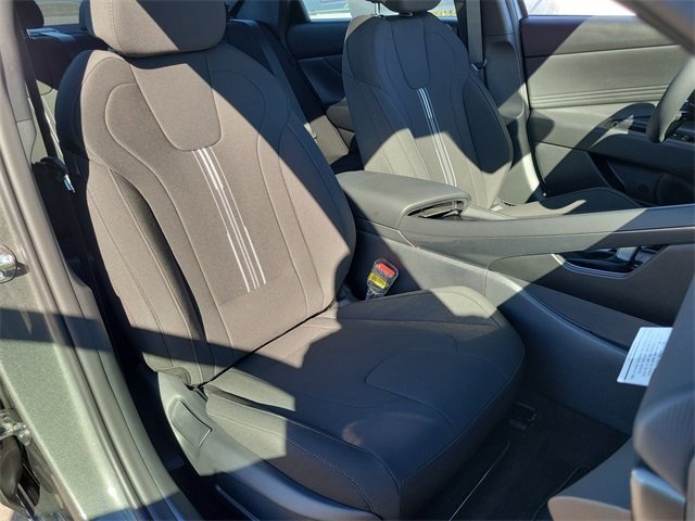 New 2026 Hyundai Elantra SEL Sport Premium image 18