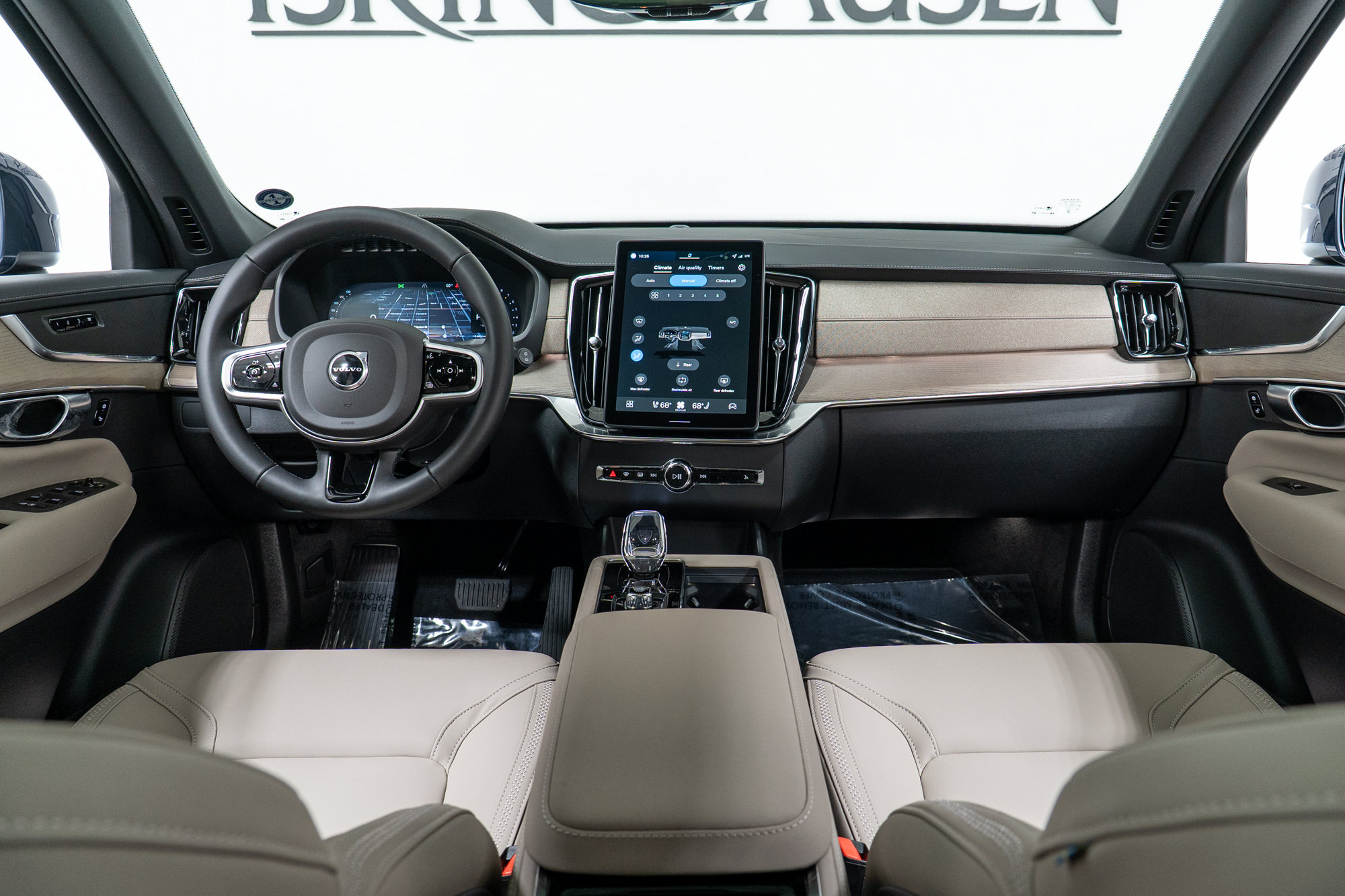 New 2026 Volvo XC90 B6 Core AWD/4WD image 15