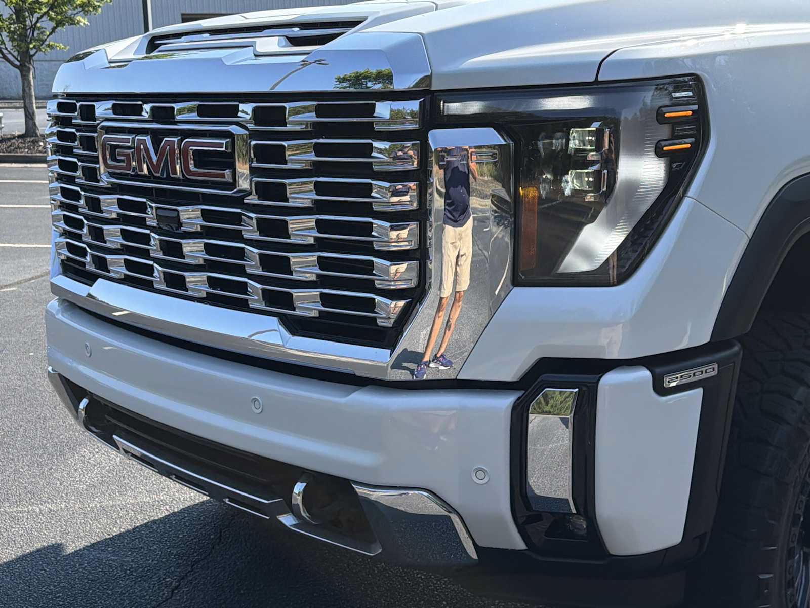 Used 2024 GMC Sierra 2500 Denali w/ Denali Reserve Package AWD/4WD image 40