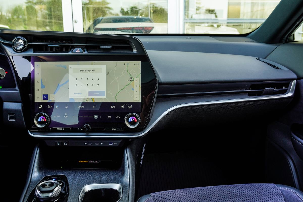 Used 2023 Lexus RZ 450e Premium w/ Accessory Package (2T) image 17