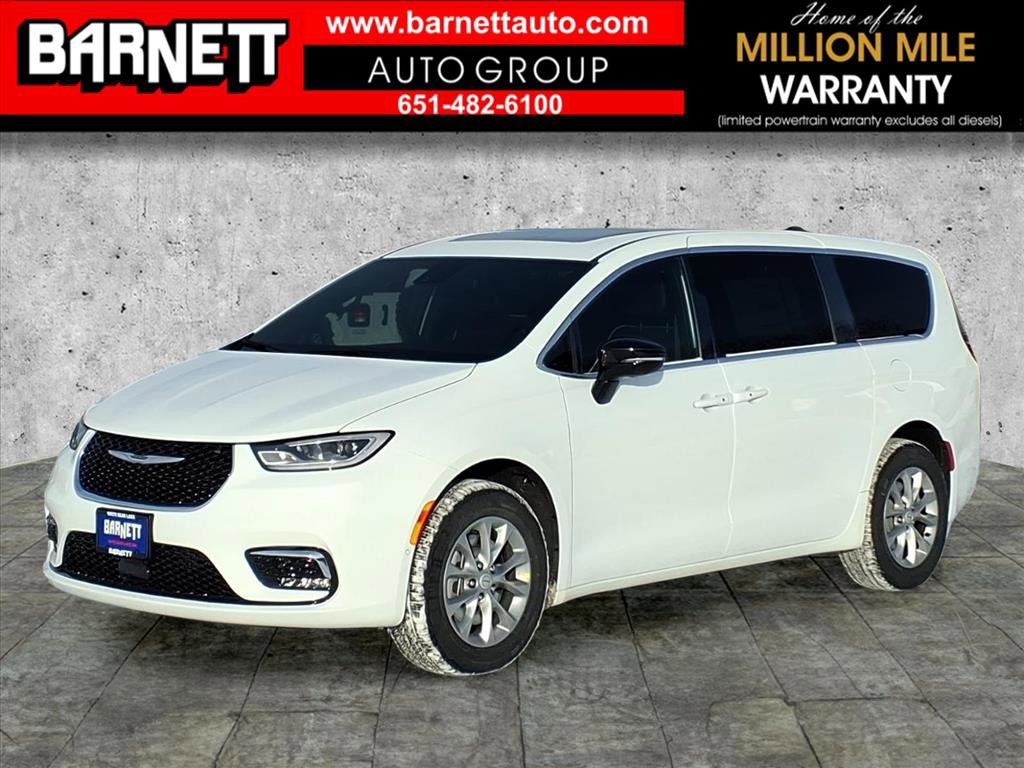 New 2026 Chrysler Pacifica Limited image 1