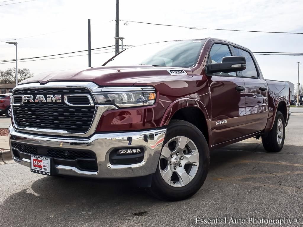 Used 2025 RAM 1500 Big Horn AWD/4WD image 2