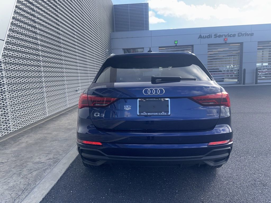 Certified 2025 Audi Q3 2.0T Premium Plus w/ Premium Plus Package AWD/4WD image 13