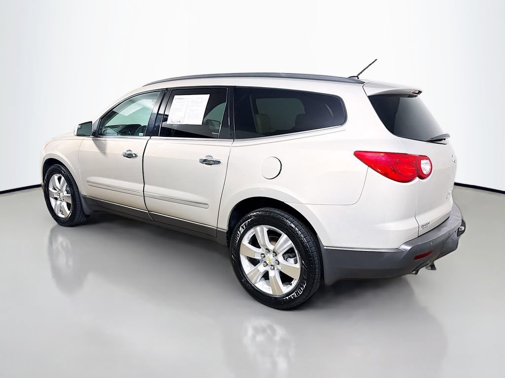 Used 2010 Chevrolet Traverse LTZ FWD image 5