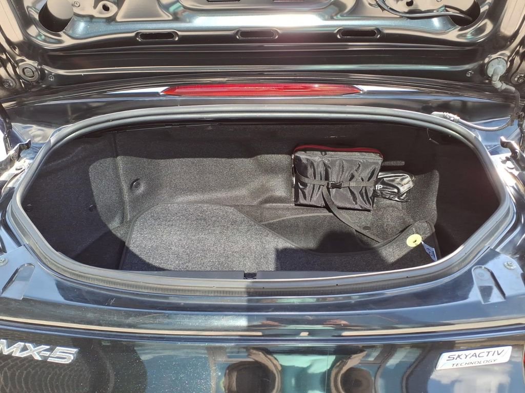 Used 2016 MAZDA MX-5 Miata Grand Touring image 25