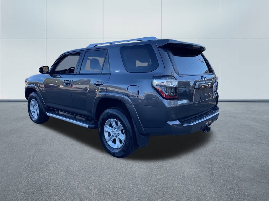 Used 2018 Toyota 4Runner SR5 image 7