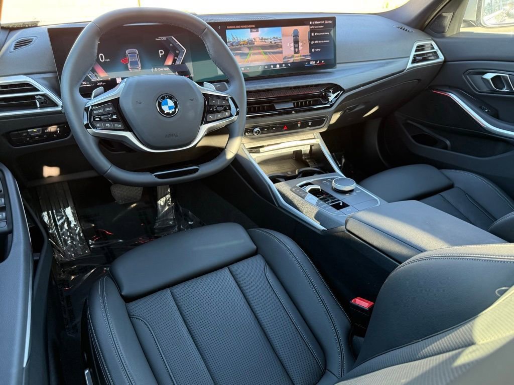 Used 2025 BMW 330i Sedan w/ Convenience Package image 29