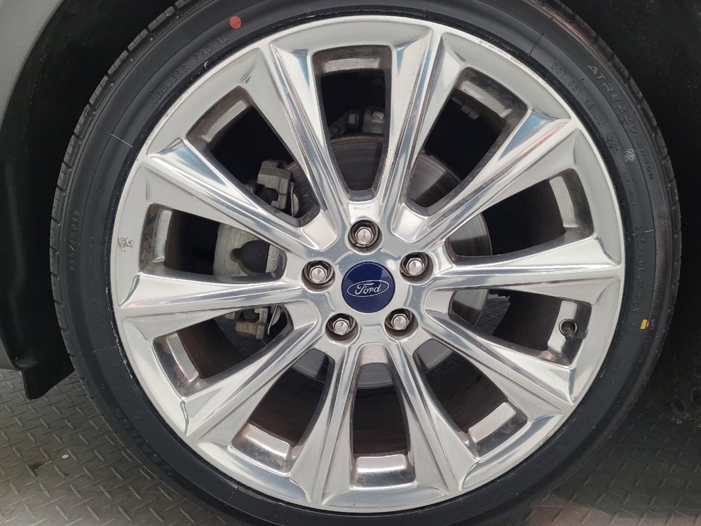 Used 2017 Ford Fusion Platinum image 31