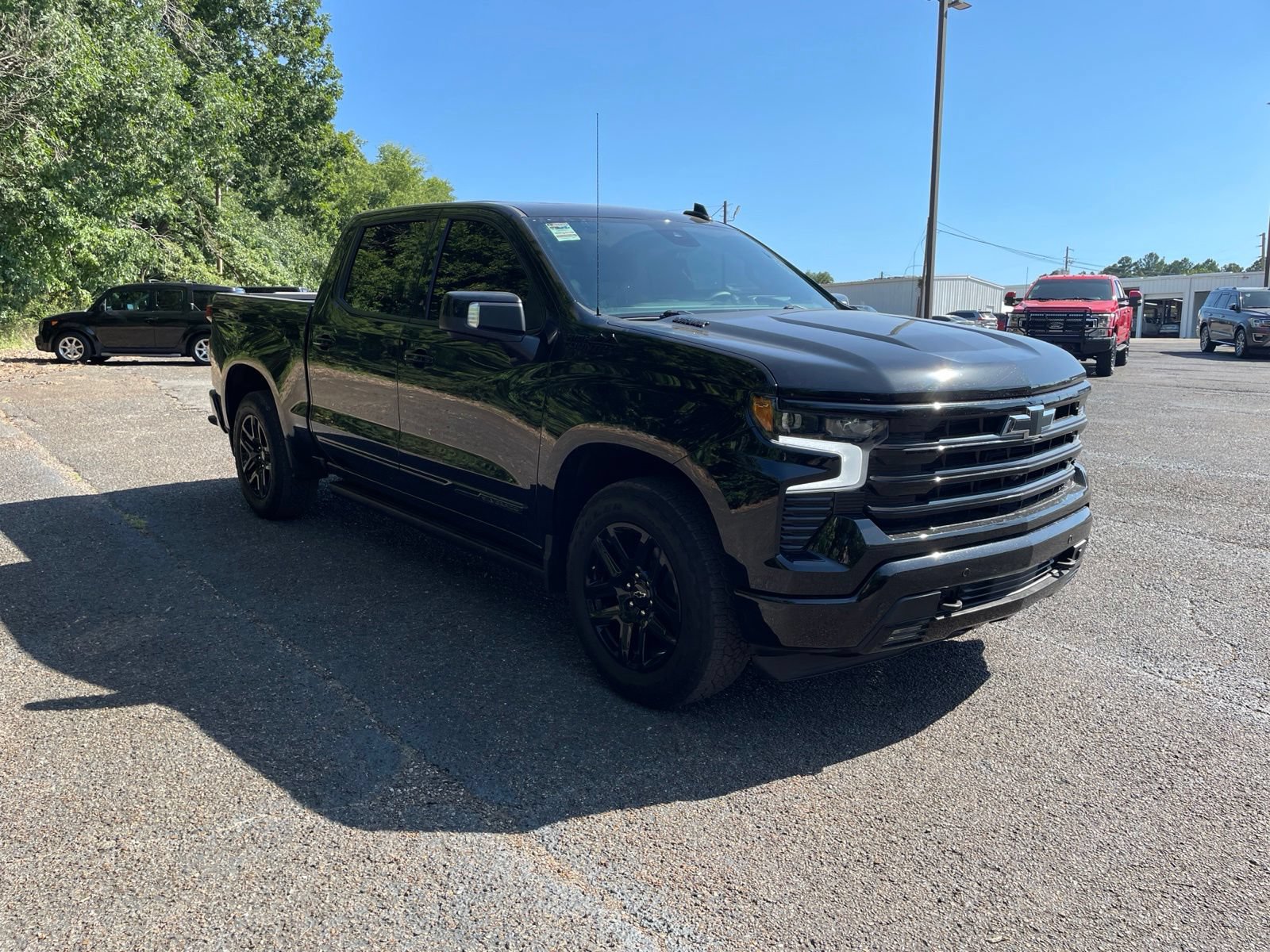 Used 2026 Chevrolet Silverado 1500 High Country w/ Midnight Edition AWD/4WD image 9