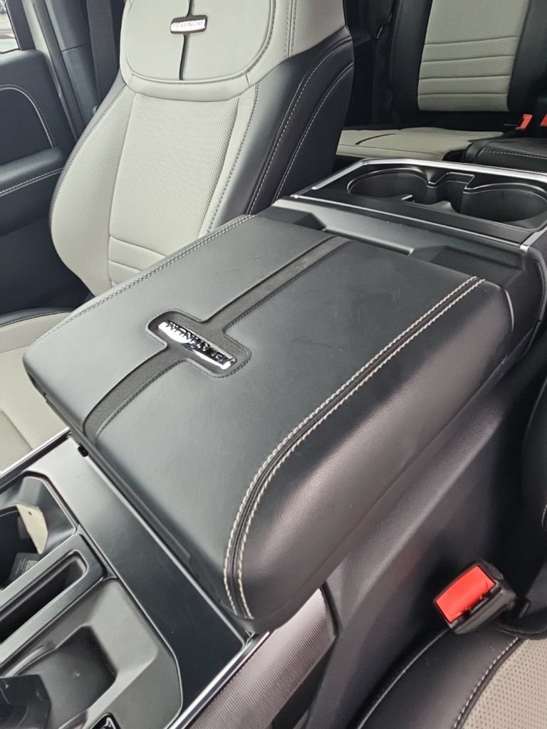 Used 2023 Ford F150 Lightning Platinum AWD/4WD image 21