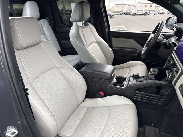 Used 2024 Toyota Tacoma Limited w/ Limited Package (LT) AWD/4WD image 13