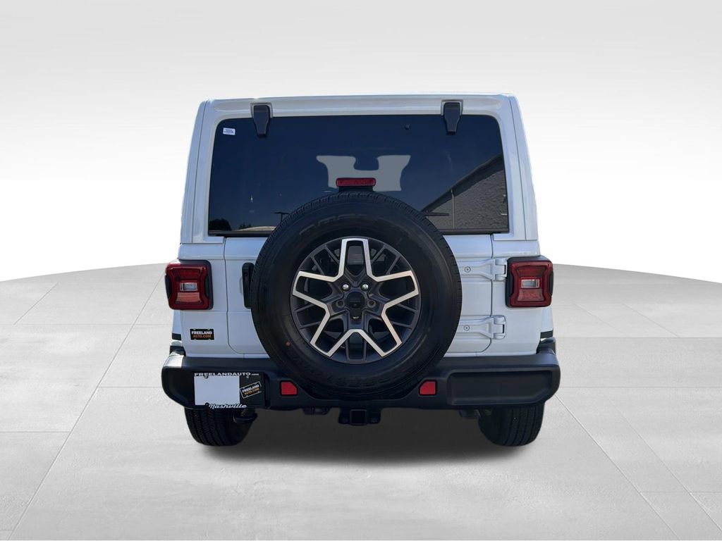 Used 2024 Jeep Wrangler Sahara w/ Technology Group AWD/4WD image 4