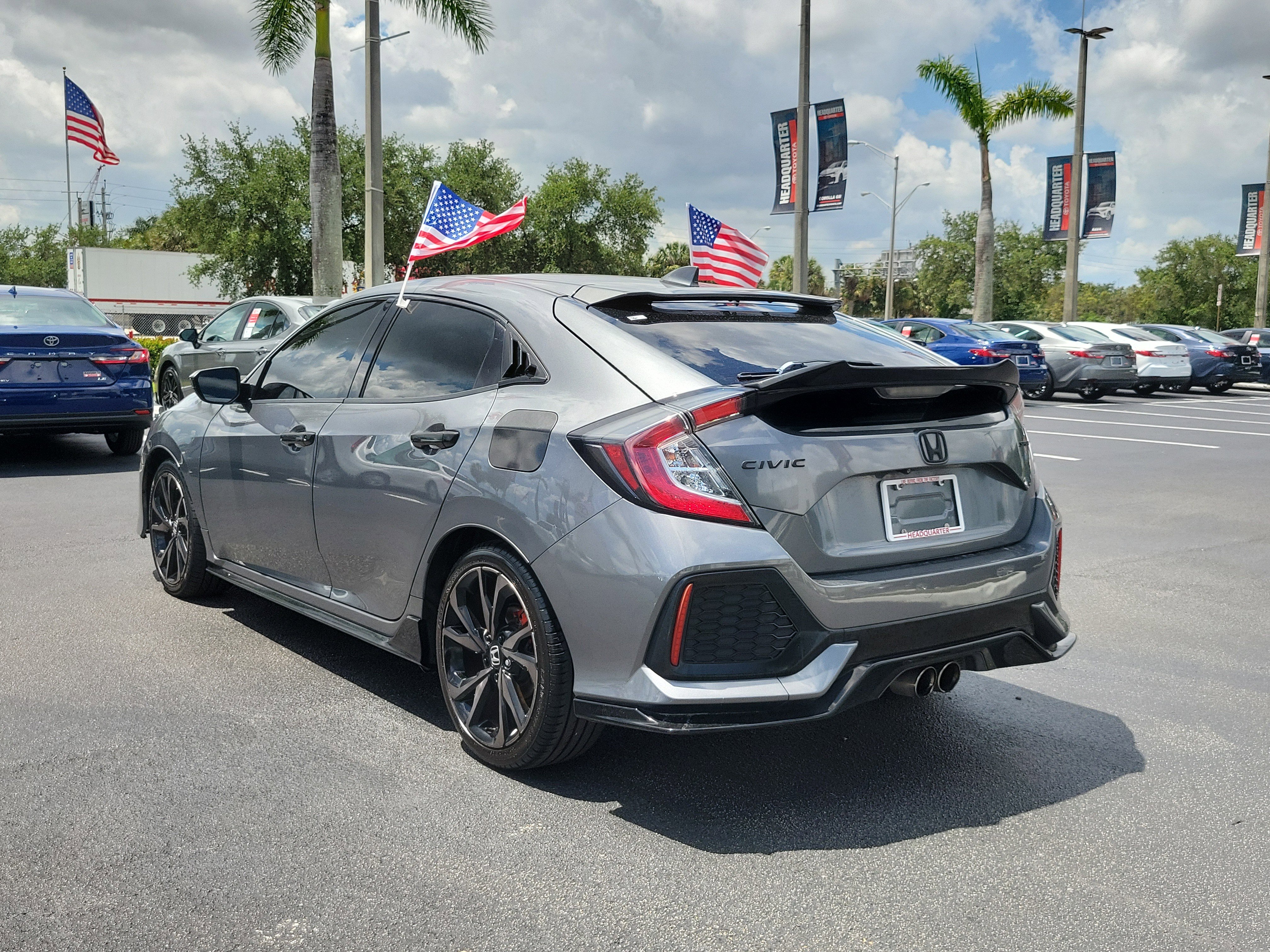 Used 2018 Honda Civic Sport image 9