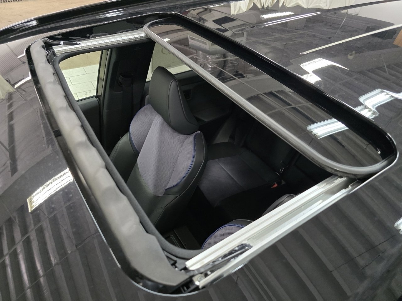 New 2026 Toyota RAV4 XSE image 3