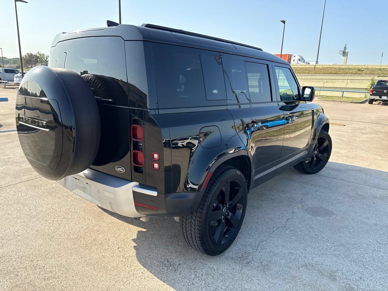 Used 2020 Land Rover Defender 110 S AWD/4WD image 11
