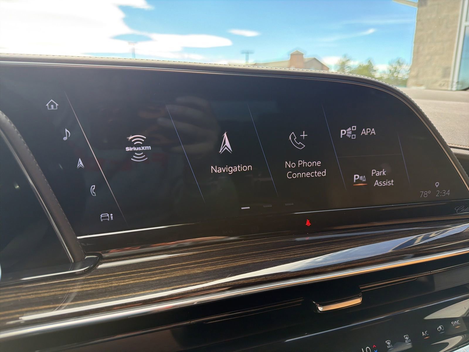 Used 2021 Cadillac Escalade Sport w/ Driver Assist Tech Package AWD/4WD image 22