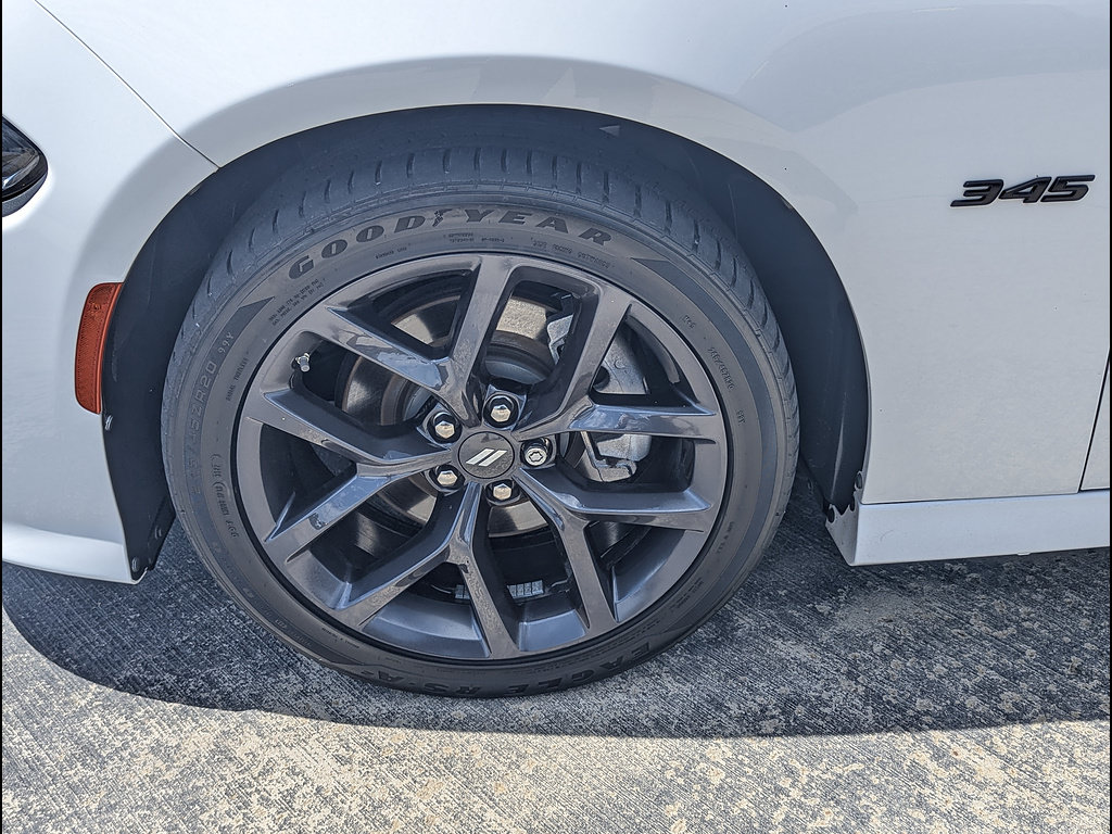 Used 2023 Dodge Charger R/T w/ Plus Group RWD image 18