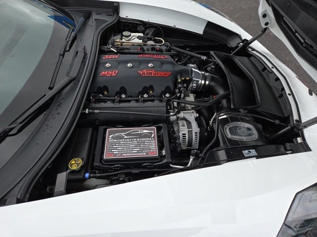 Used 2018 Chevrolet Corvette Stingray Coupe w/ 1LT RWD image 7