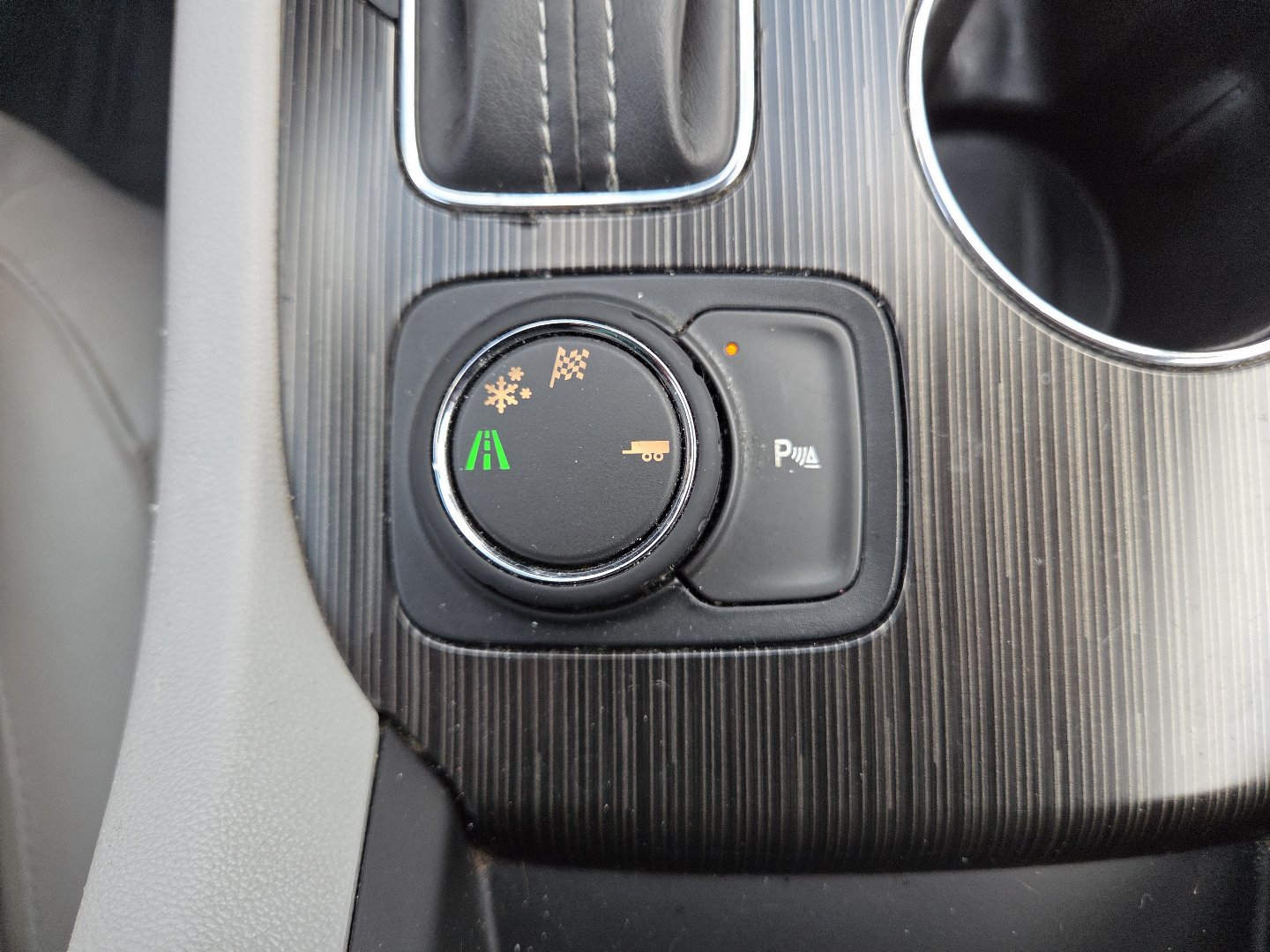 Used 2017 GMC Acadia SLT FWD image 33