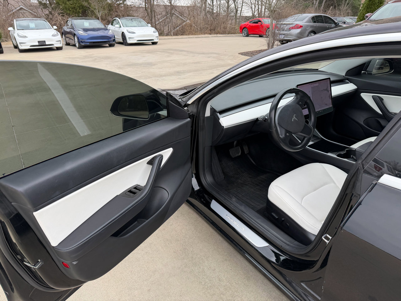 Used 2018 Tesla Model 3 Long Range image 8