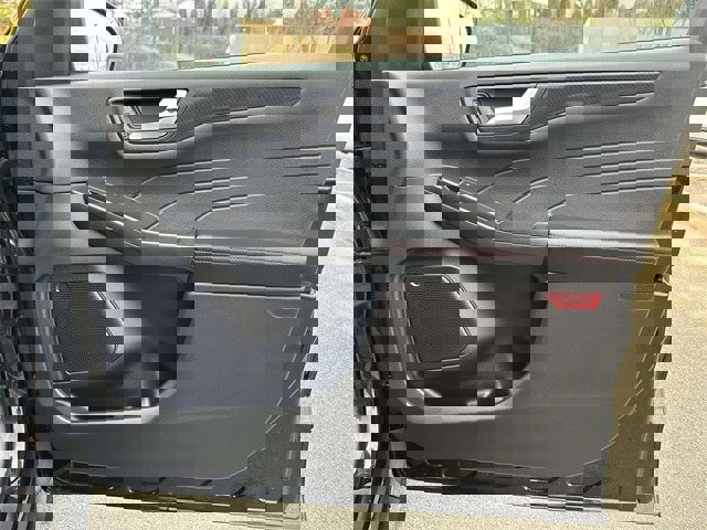 Certified 2024 Ford Escape ST-Line image 23