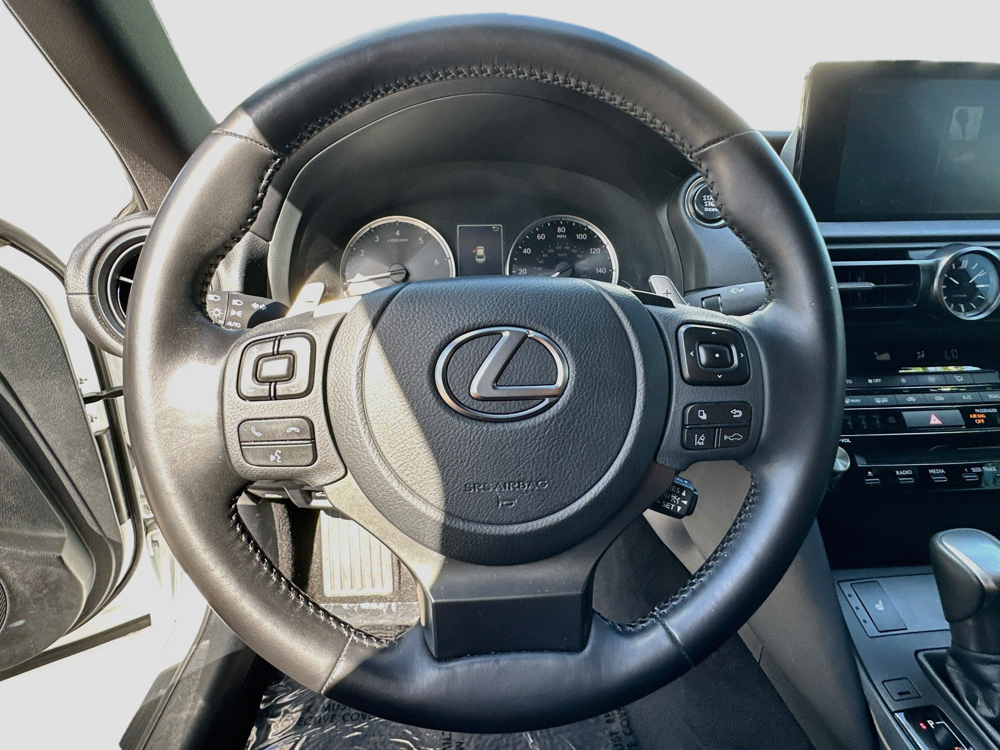 Used 2024 Lexus IS 350 F Sport RWD image 11