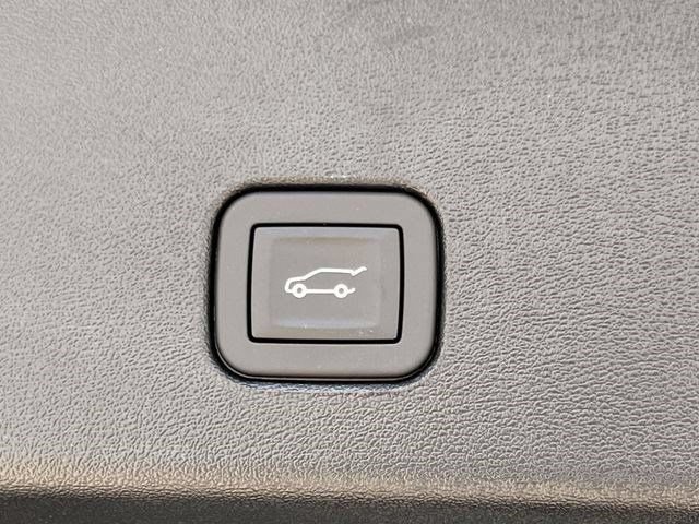 New 2026 Cadillac Optiq Sport 1 w/ LPO, Floor Liner Package AWD/4WD image 25